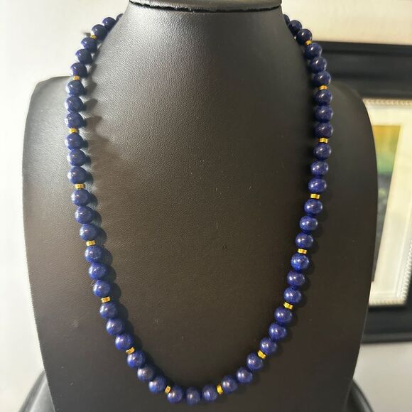 20" Revived 8mm beaded lapis lazuli necklace with gold tone accents, 925 clasp! - Picture 10 of 12